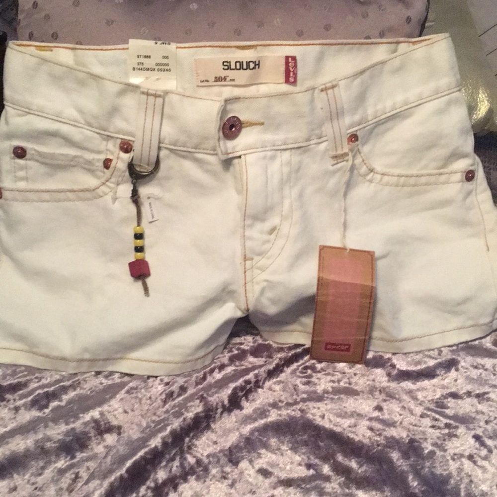 Women’s Levi’s shorts